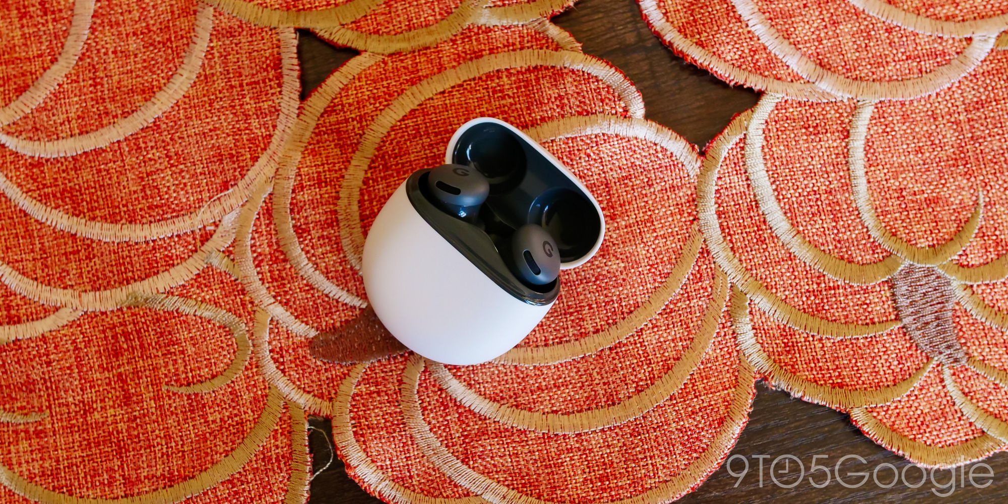Pixel Buds 2a hỗ trợ ANC và Spatial Audio