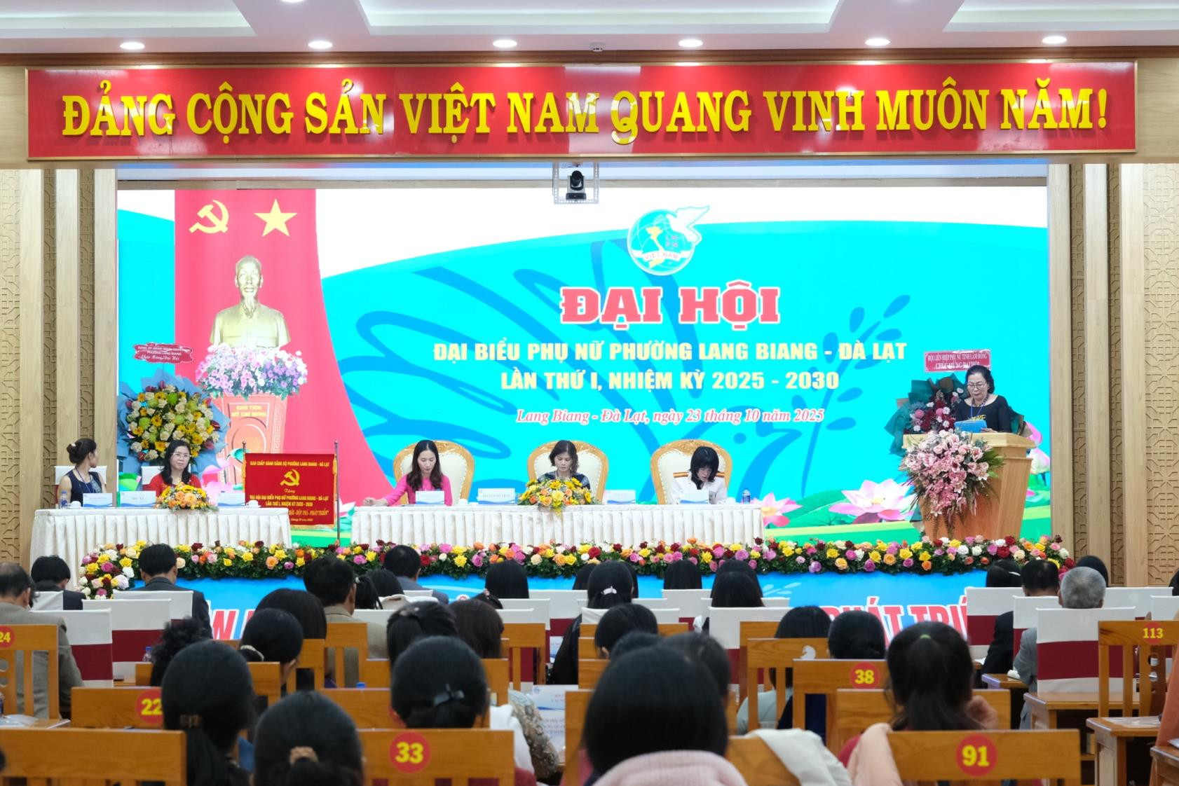 toan-canh-dai-hoi(1).jpg