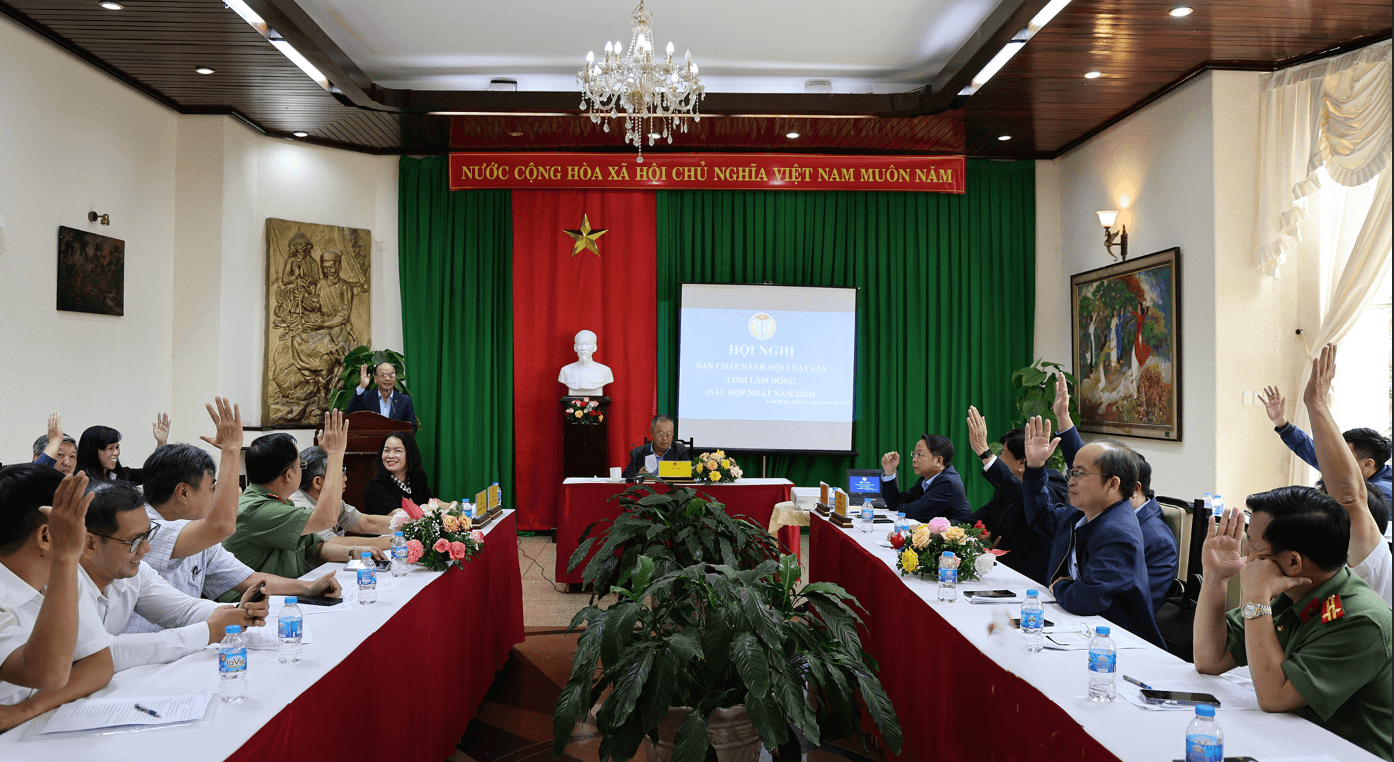 Ảnh màn hình 2025-10-24 lúc 12.15.27