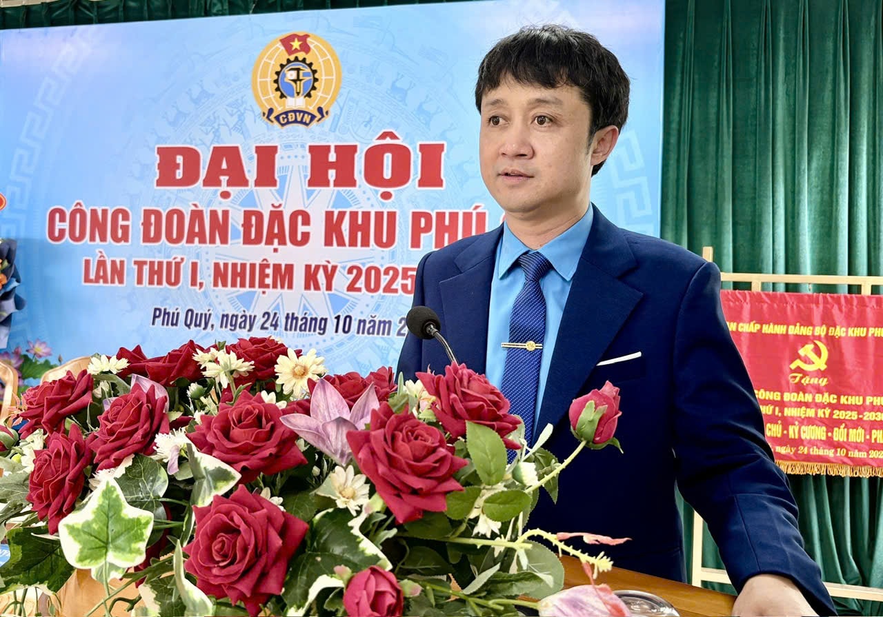 Phó Chủ tịch LĐLĐ tỉnh Lâm Đồng Hồ Công Dương khẳng định, tổ chức công đoàn phải gắn với người lao động từ cơ sở
