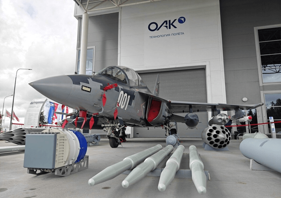 Yak-130M của Nga