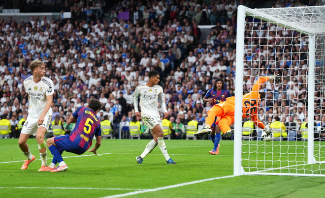real-madrid-barcelona-2-1-2.jpg