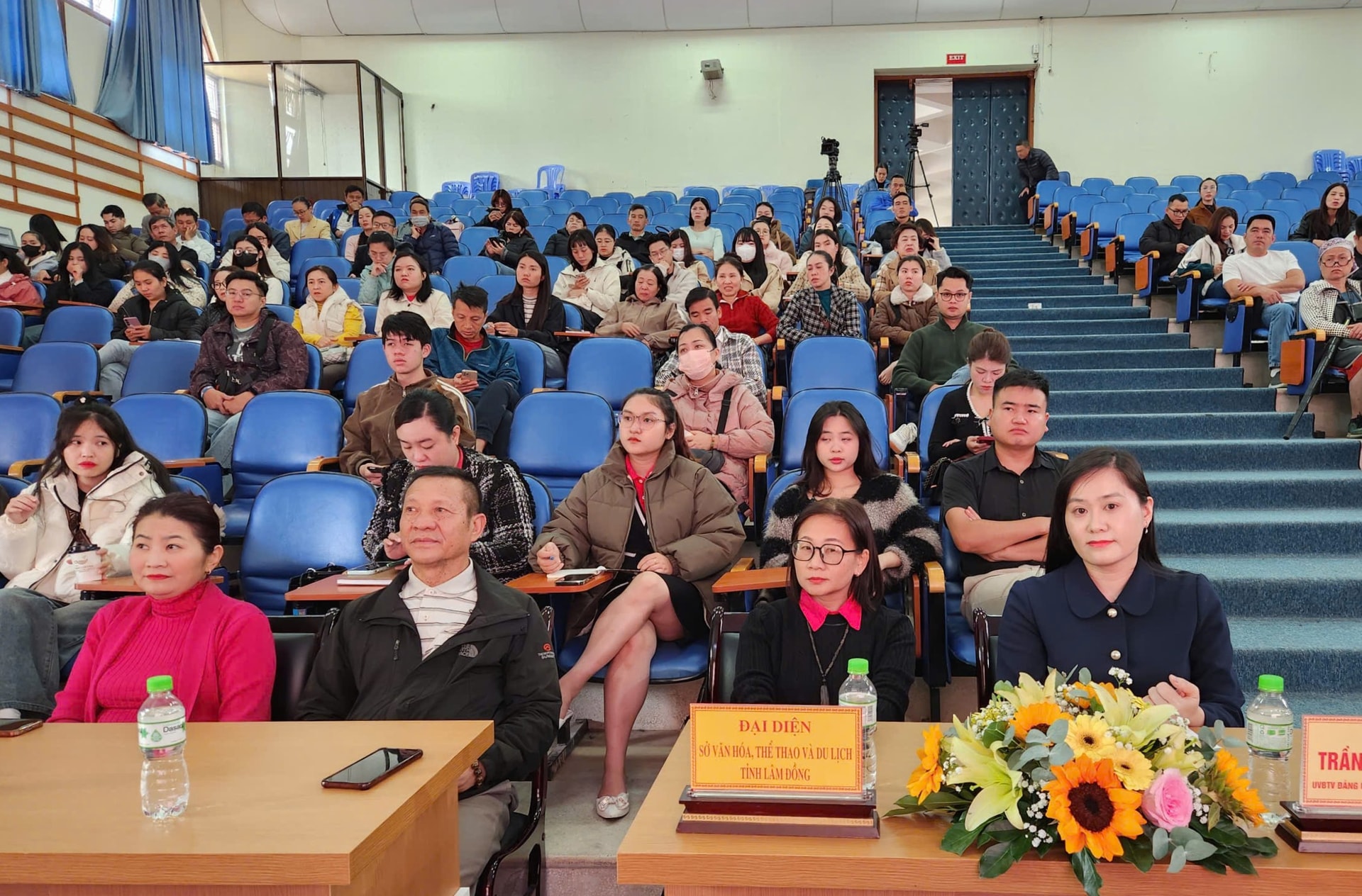 តំណាងថ្នាក់ដឹកនាំវួដ និងមន្ទីរវប្បធម៌ កីឡា និងទេសចរណ៍ បានចូលរួមវគ្គបណ្តុះបណ្តាលនេះ។