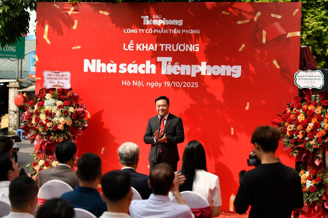 Khu vực trưng bày đồ chơi giáo dục cho trẻ em.
