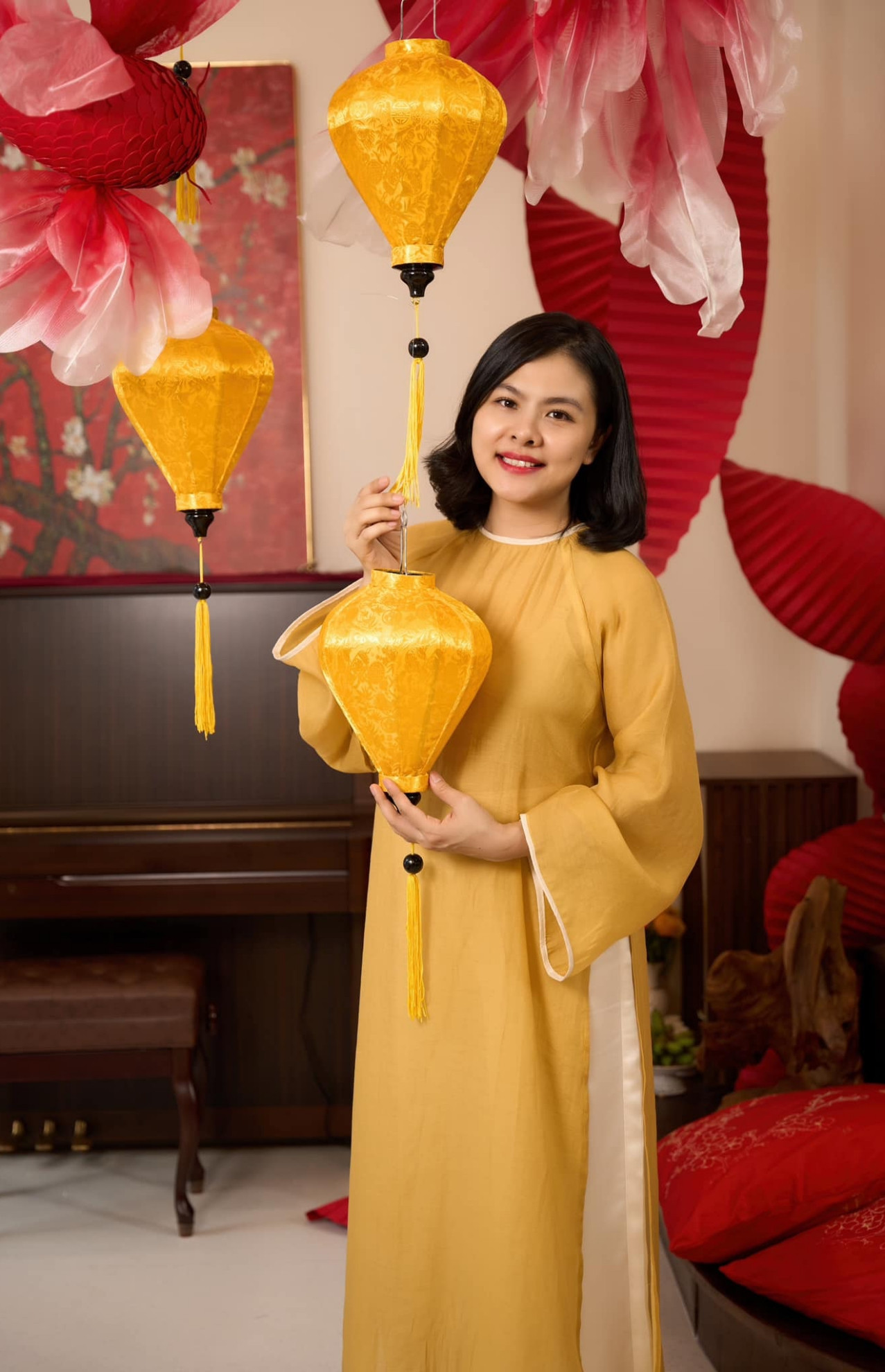 Nữ diễn viên Vân Trang tại khu du lịch sinh thái của gia đình.