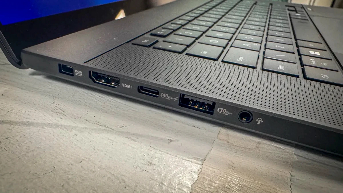 Asus ProArt P16 H7606WX 3