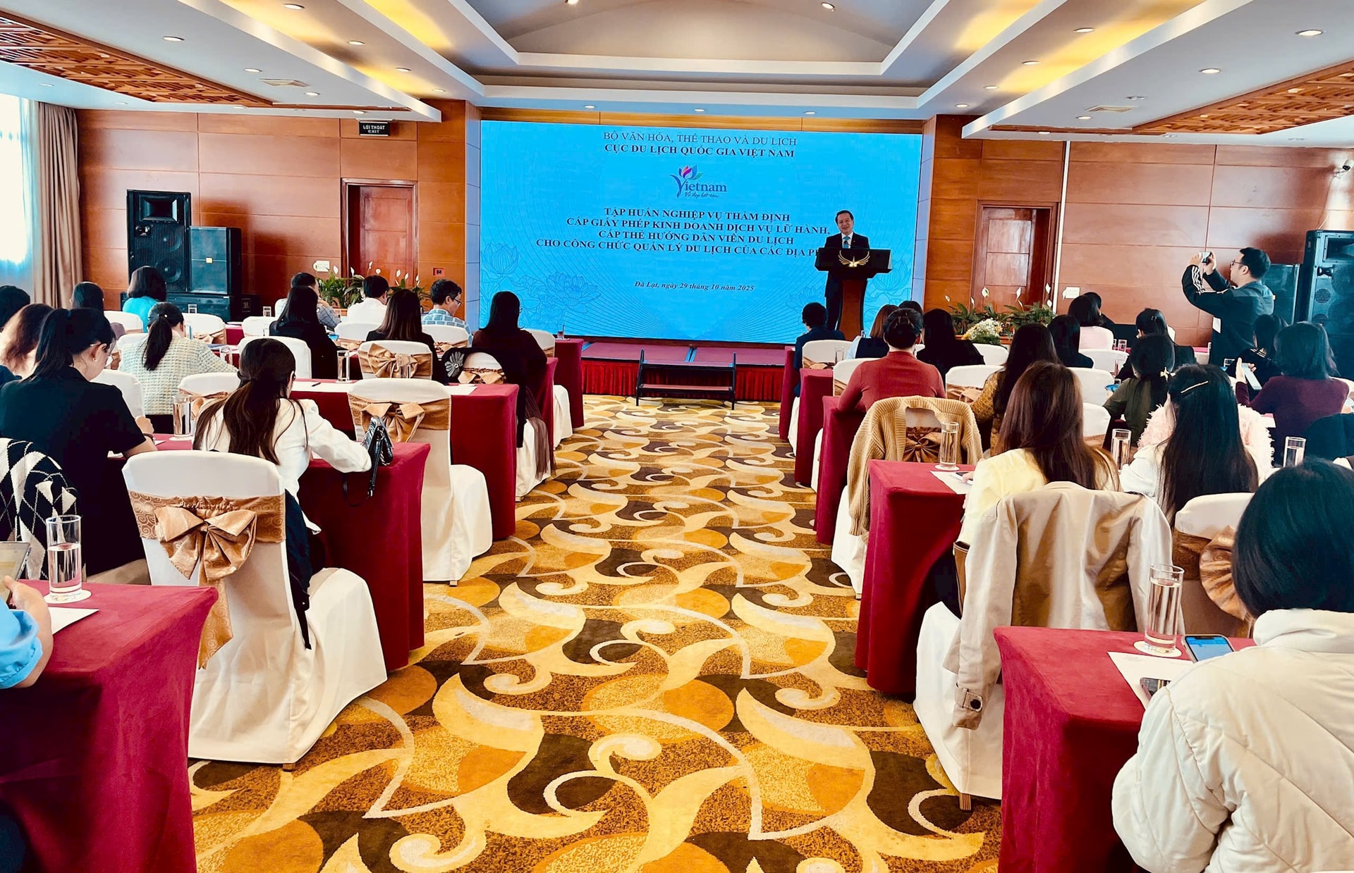 دوره آموزشی، مدیران گردشگری محلی را با دانش و مهارتهای جدید مجهز میکند