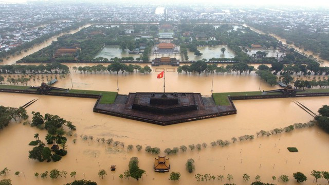 Tin LŨ ĐẶC BIỆT LỚN, cảnh báo MƯA LỚN, LŨ QUÉT, SẠT LỞ ĐẤT và các chỉ đạo KHẨN CẤP ỨNG PHÓ- Ảnh 1.