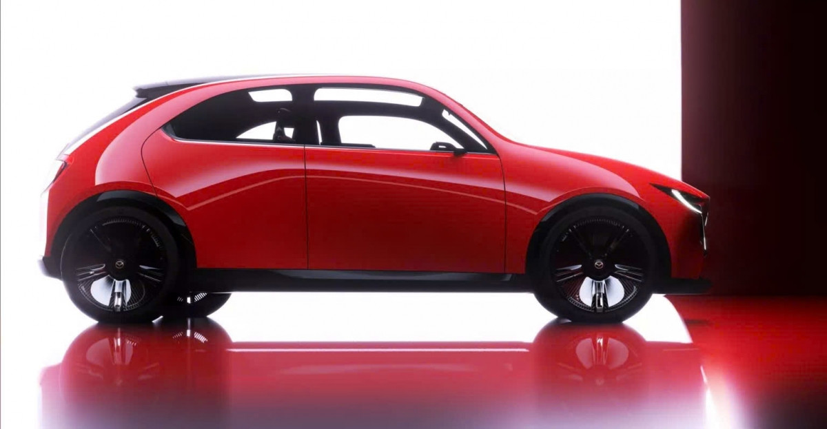 Chi tiết thiết kế đuôi xe bo tròn của Mazda Vision-X Compact