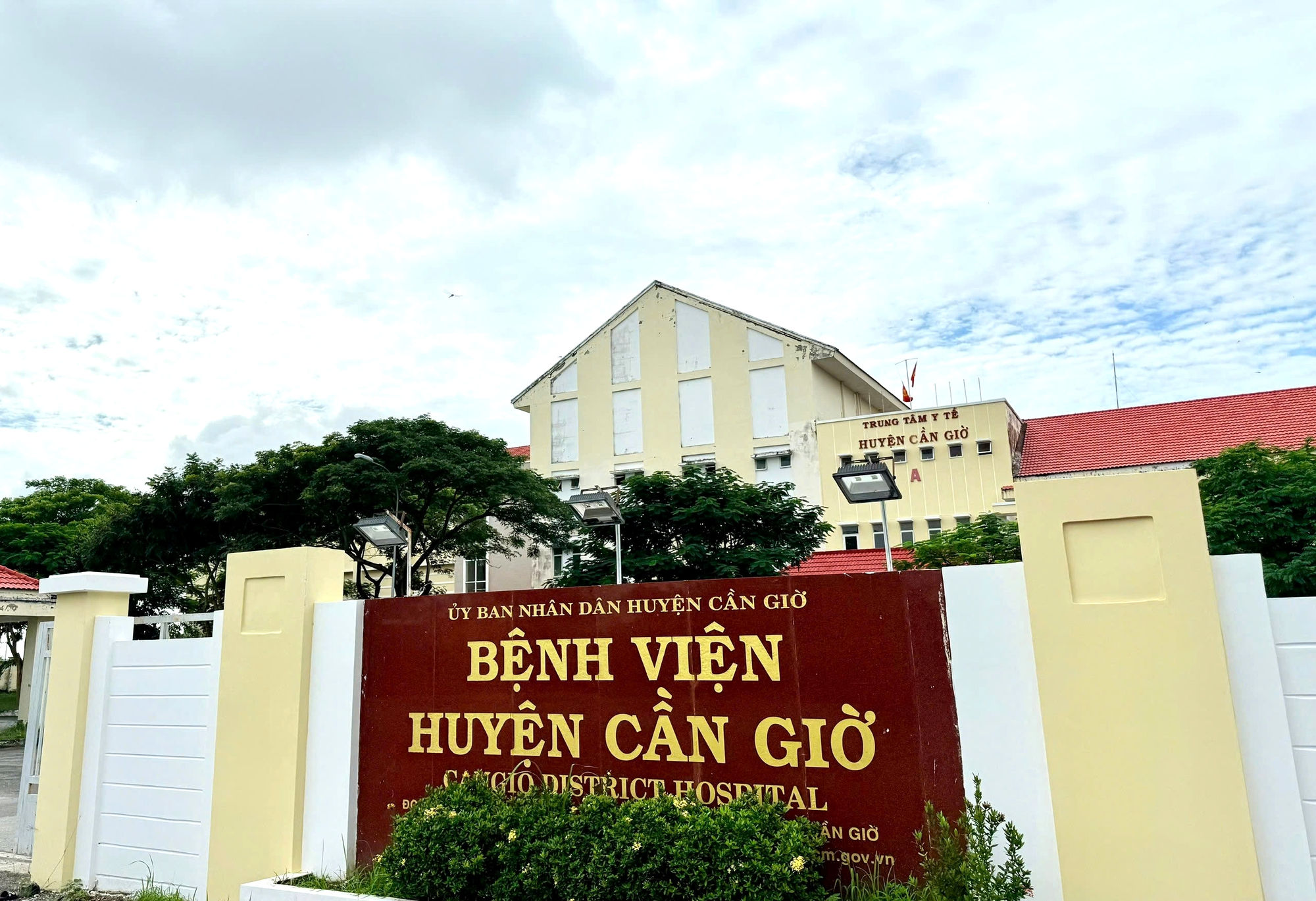 Đề xuất giải thể, sáp nhập tổ chức lại cơ sở y tế, thành lập trạm y tế xã, phường, đặc khu- Ảnh 1.