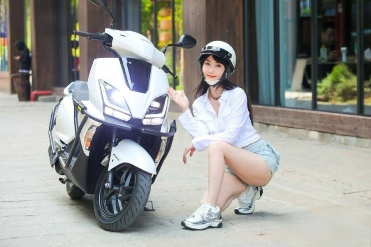 glo-honda-ns125gu-1.jpg