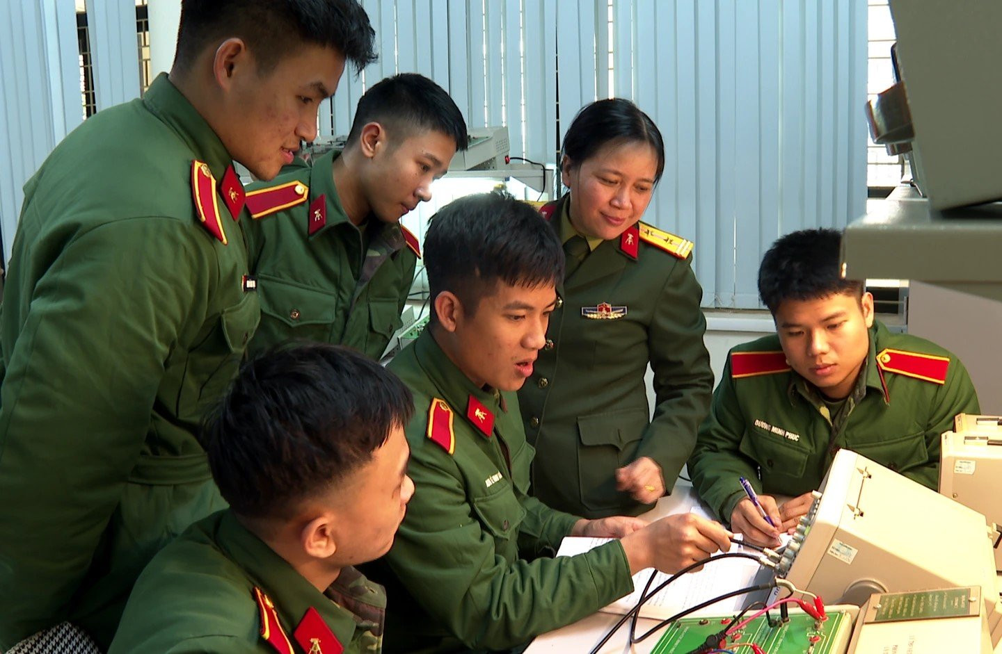 Sửa đổi thủ tục tuyển sinh đào tạo cán bộ ngành quân sự cơ sở cấp tỉnh từ ngày 31/10/2025
