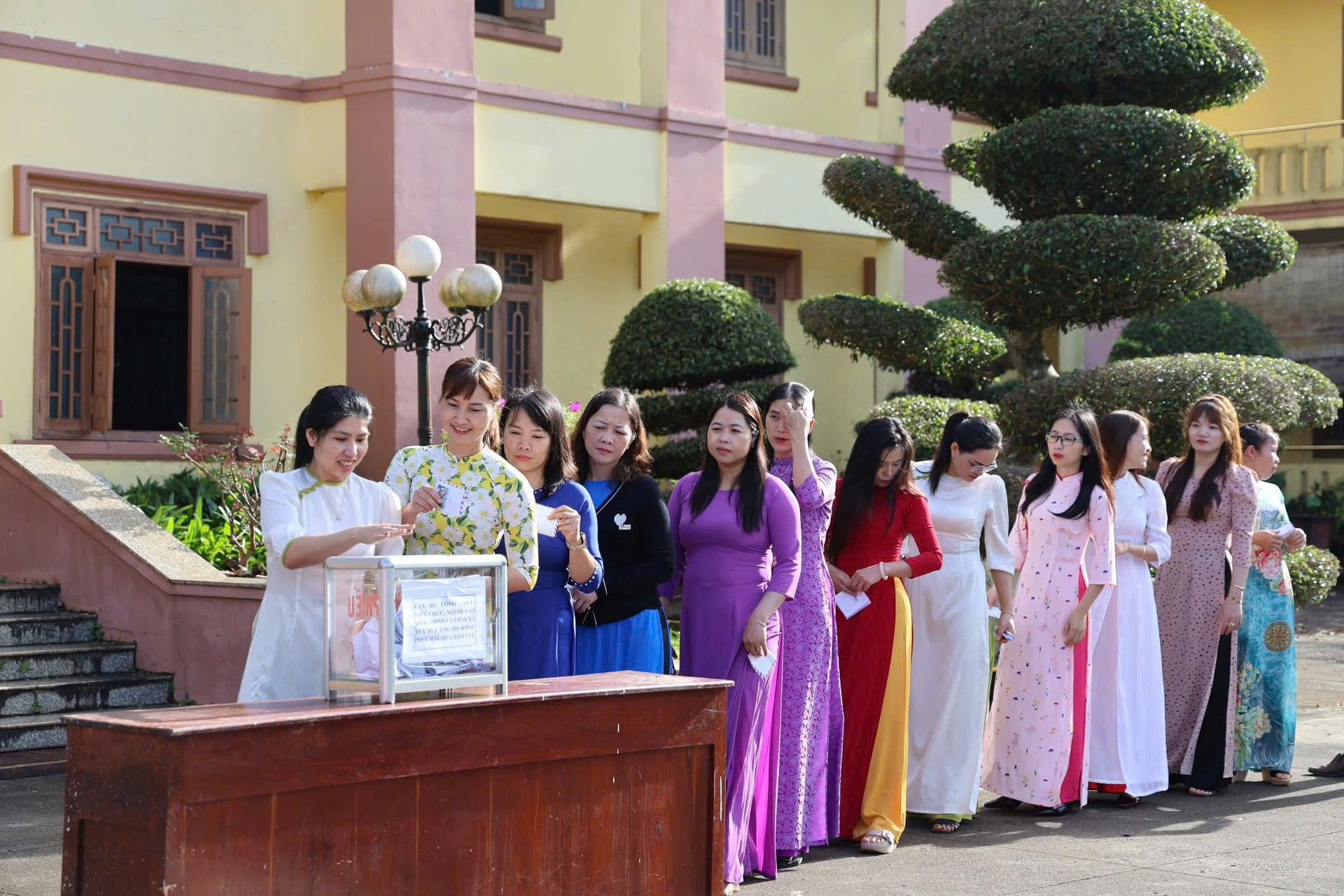 Tuy Duc Commune پیپلز کمیٹی