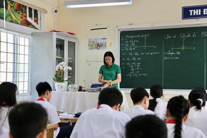 Toàn bộ chế độ tiền lương và phụ cấp với giáo viên công lập được đề xuất từ ngày 01/01/2026