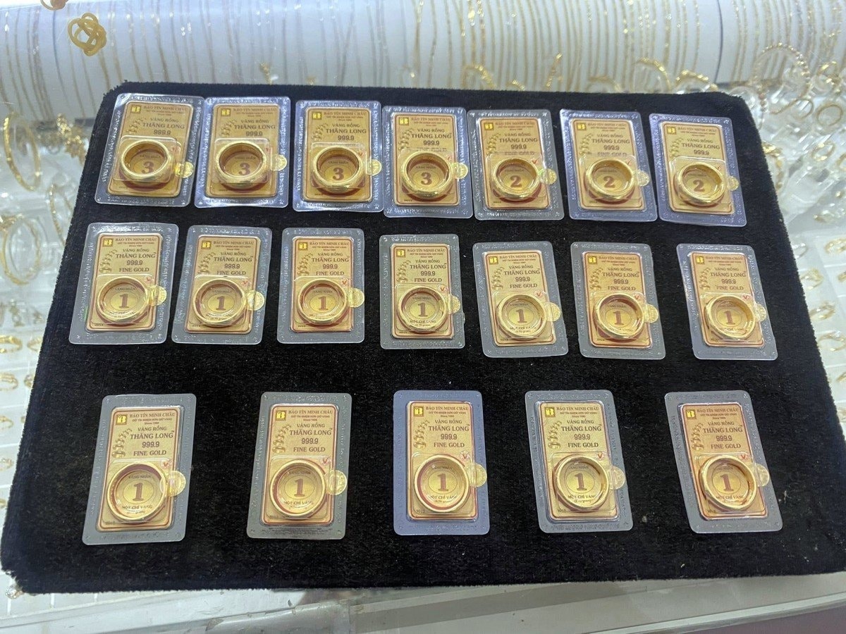 Giá vàng hôm nay 5 11 2025 Giá vàng SJC, vàng nhẫn trong nước, vàng thế giới