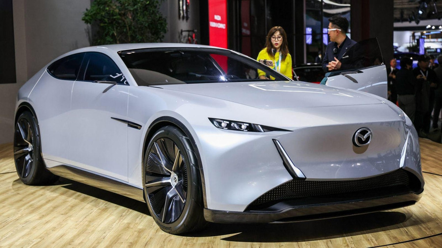 Mẫu xe Vision X-Coupé sử dụng hệ thống plug-in hybrid (PHEV). glo-vision-x-coupe-1.jpg
