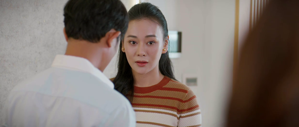 Gi Gió ngang khoảng trời xanh - Tập 38: Mỹ Anh bắt đầu nghi ngờ chồng ngoại tình - Ảnh 5.