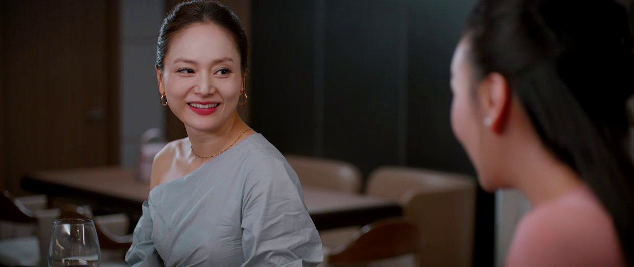 Gi Gió ngang khoảng trời xanh - Tập 38: Mỹ Anh bắt đầu nghi ngờ chồng ngoại tình - Ảnh 1.