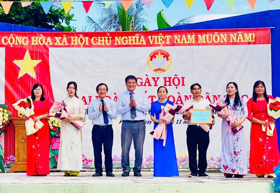 Đồng chí Đỗ Thái Dương, Bí thư Đảng ủy Đặc khu Phú Quý