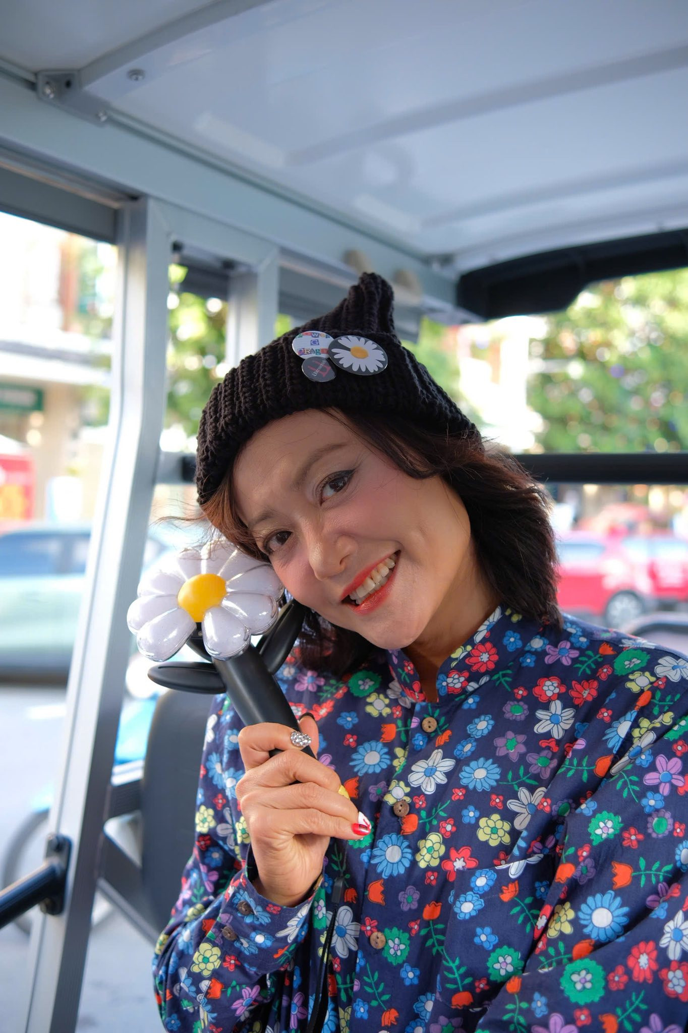 Diễn viên Hồng Ánh lần đầu tiên tham dự một concert lớn.