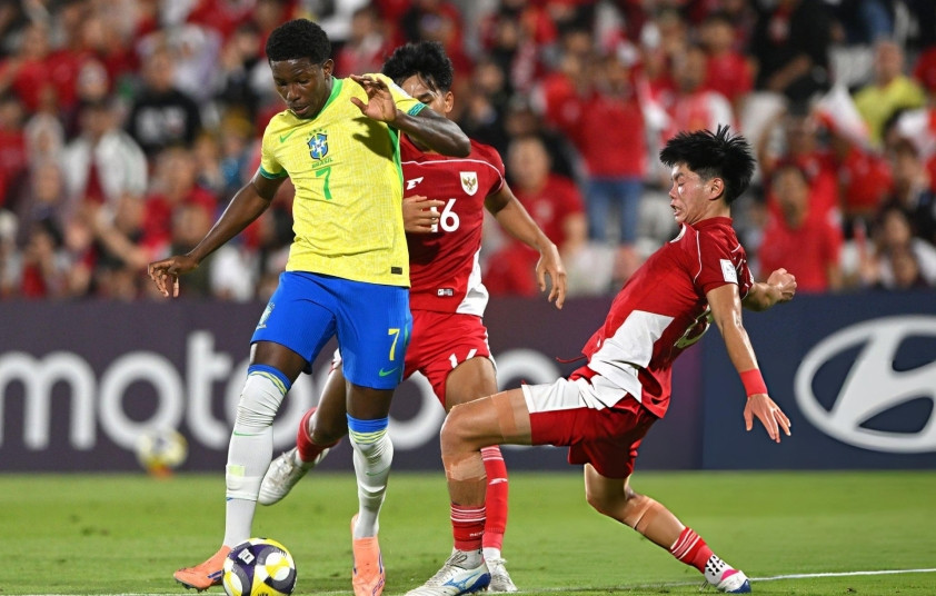 Xé lưới Indonesia ở World Cup, thần đồng Brazil sắp đến Man City-737093