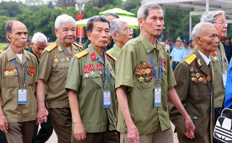 Đề xuất hế độ, chính sách đối với cán bộ, chiến sĩ Công an nhân dân tham gia chiến tranh bảo vệ Tổ quốc, làm nhiệm vụ quốc tế- Ảnh 1.