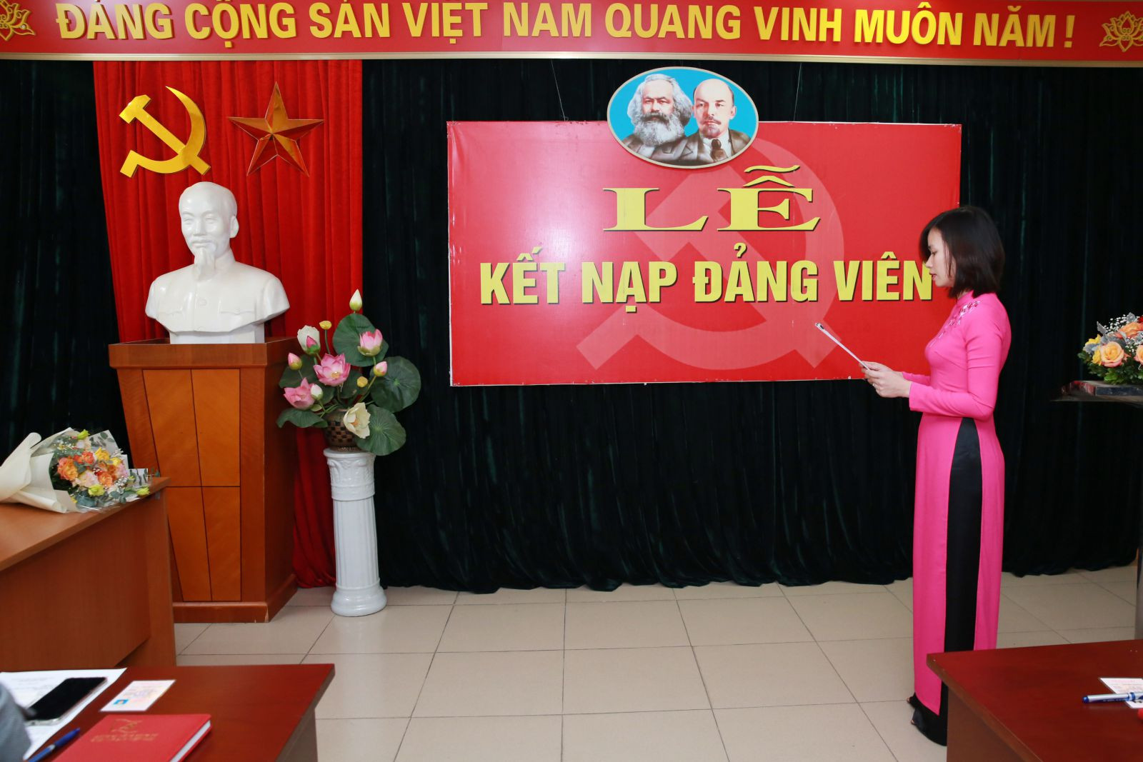 Điểm mới mẫu bản kiểm điểm đảng viên cuối năm 2025