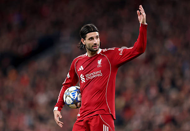 Szoboszlai tỏa sáng ở Liverpool.