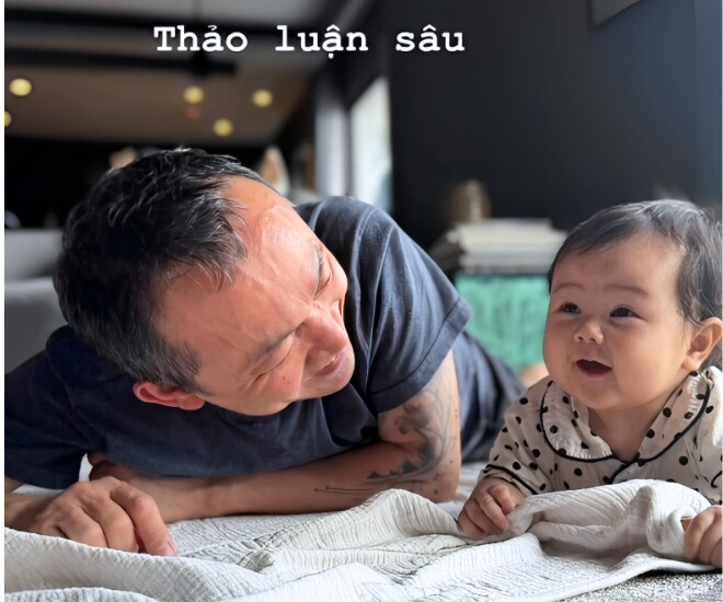 Quốc Trung hạnh phúc khi lên chức ông ngoại ở tuổi U60.