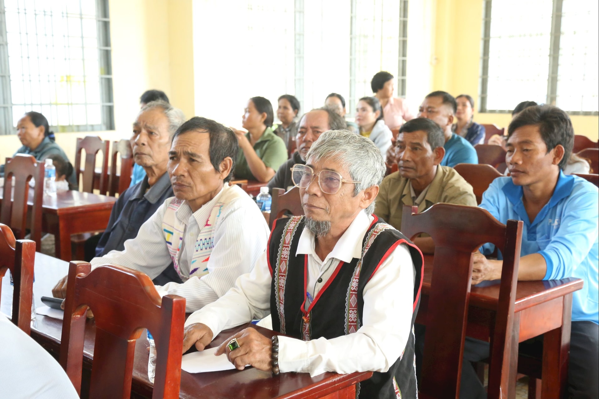 Folk deltar på den store enhetsdagen