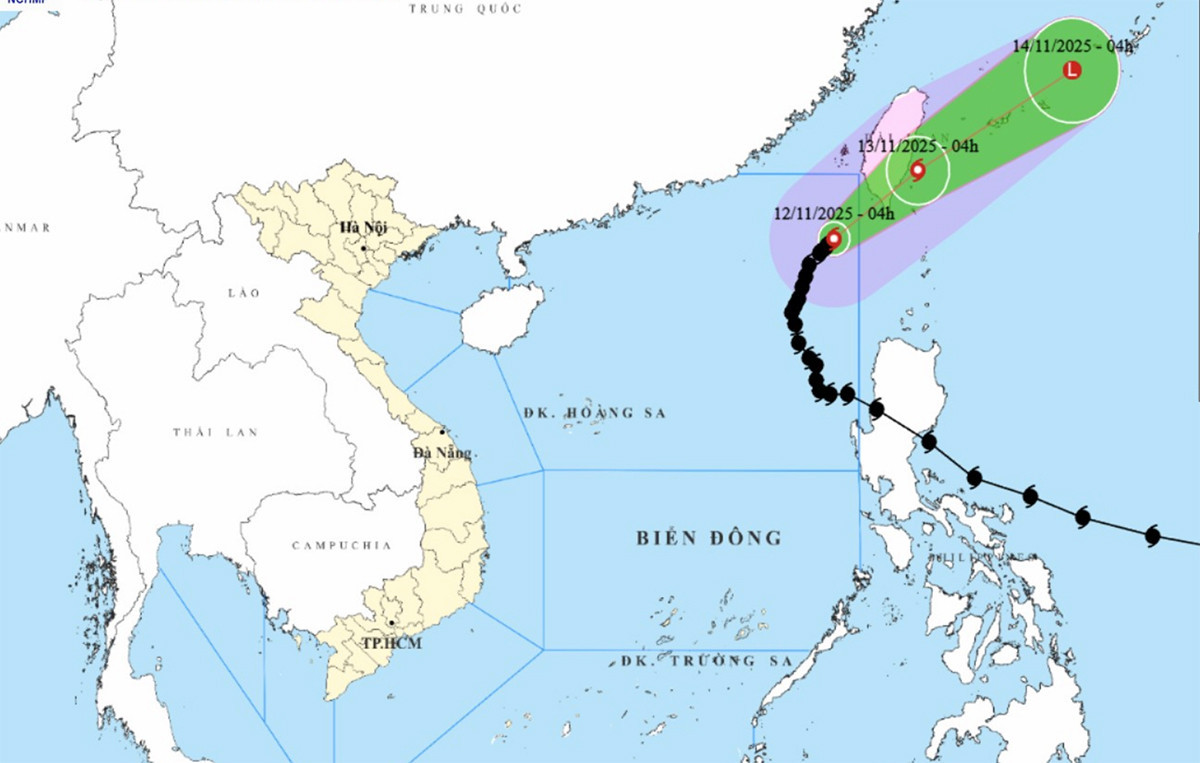 Bản đồ dự báo đường đi, cường độ cơn bão số 14 Phượng Hoàng. (Nguồn: NCHMF)