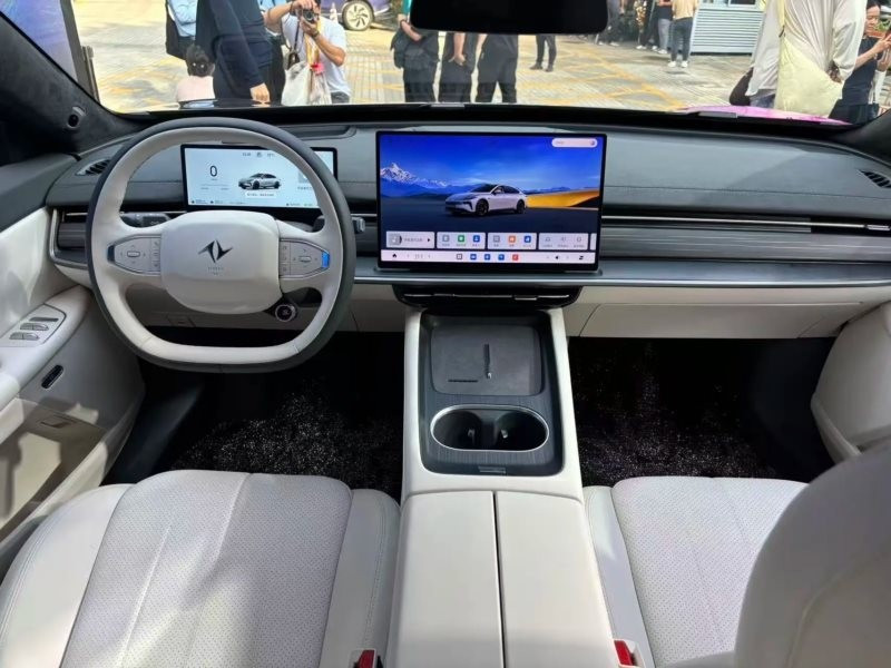 glo-dongfeng-3.jpg