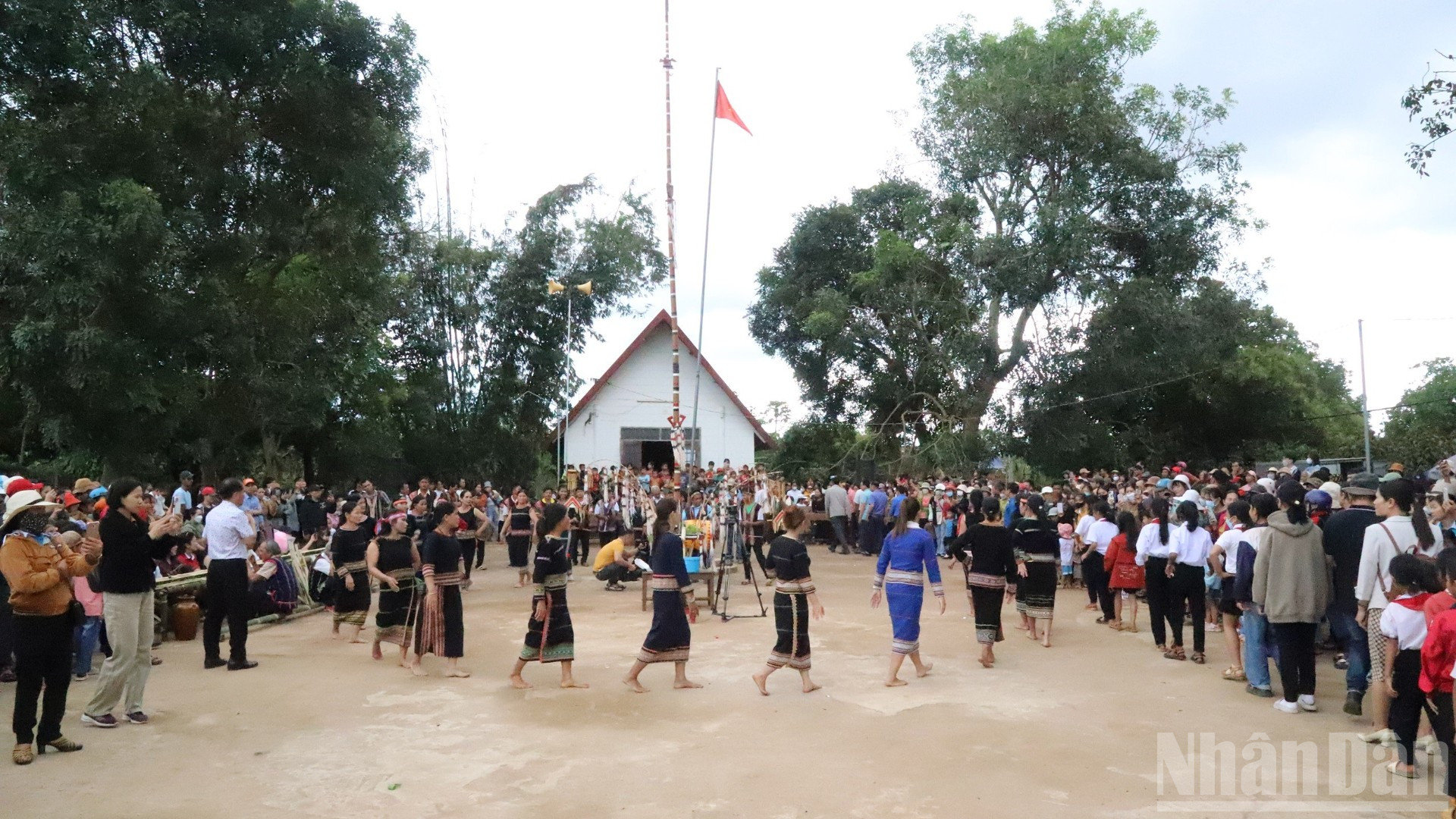 Những tháng đầu mùa khô 2025, ngành Văn hóa tỉnh Đắk Lắk sẽ tổ chức nhiều hoạt động văn hóa, du lịch tại các địa bàn cơ sở để nhắc lại câu chuyện văn hóa di sản. ndo_br_img-6451-6170.jpg