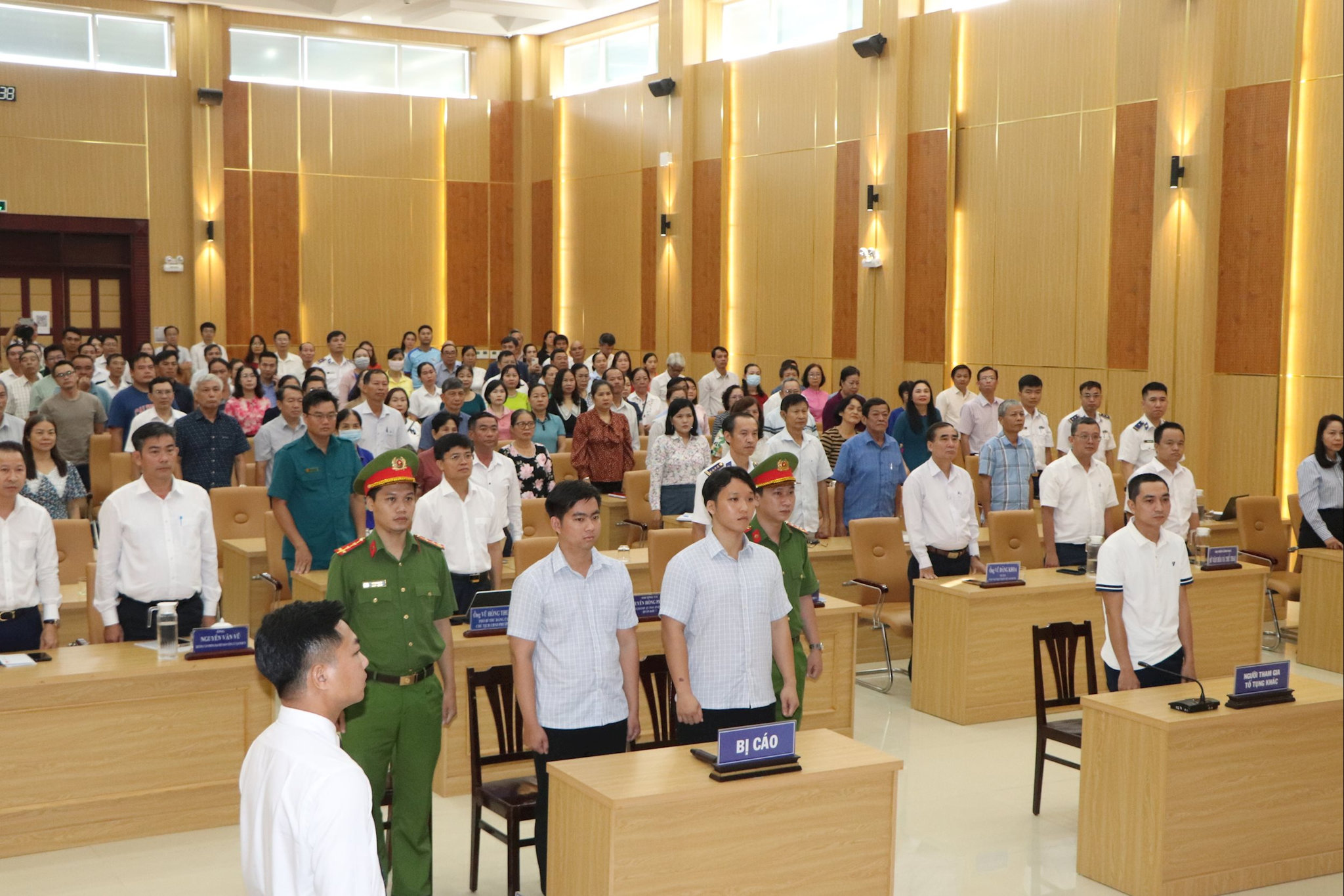 quang cảnh phiên tòa tại phường Vũng Tàu