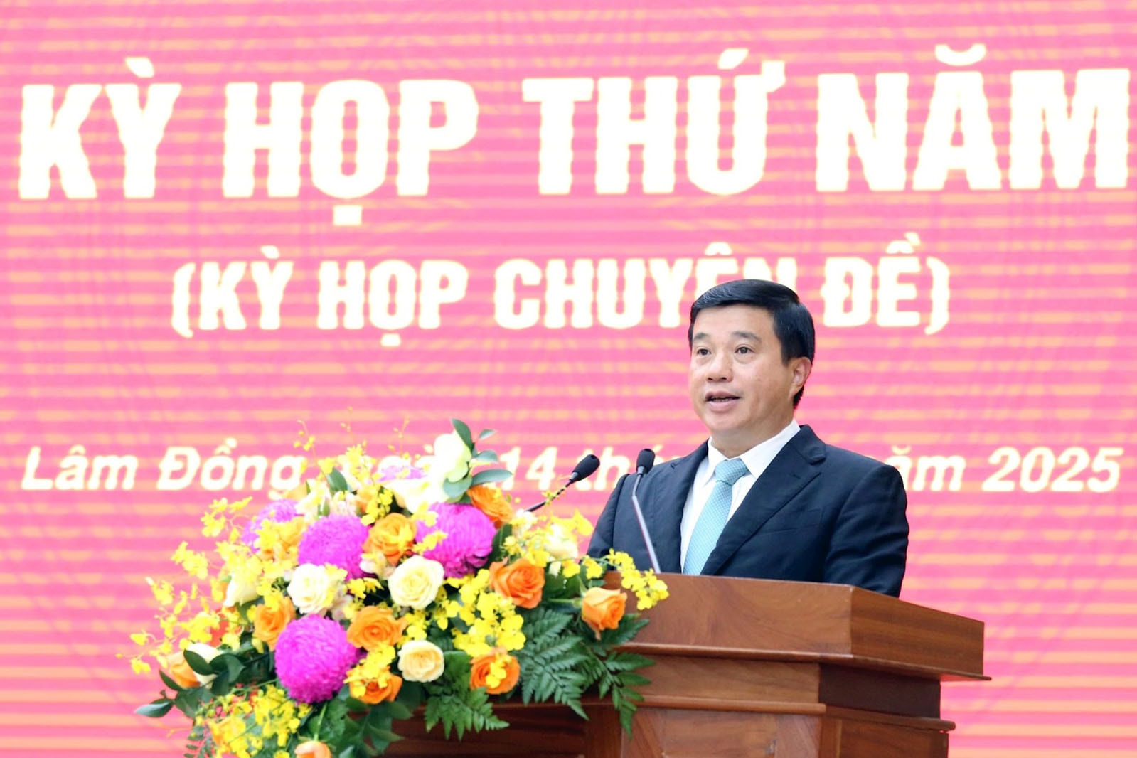 Genosse Thanh Ha Niek Dam wurde verhaftet und zum Tode verurteilt, weil er auf der Versammlung gesprochen hatte (1).jpg