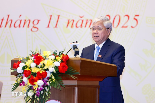 ttxvn-chu-tich-quoc-hoi-chu-tri-hoi-nghi-tong-ket-cong-tac-phong-chong-tham-nhung-cua-dang-bo-quoc-hoi-15-5.jpg