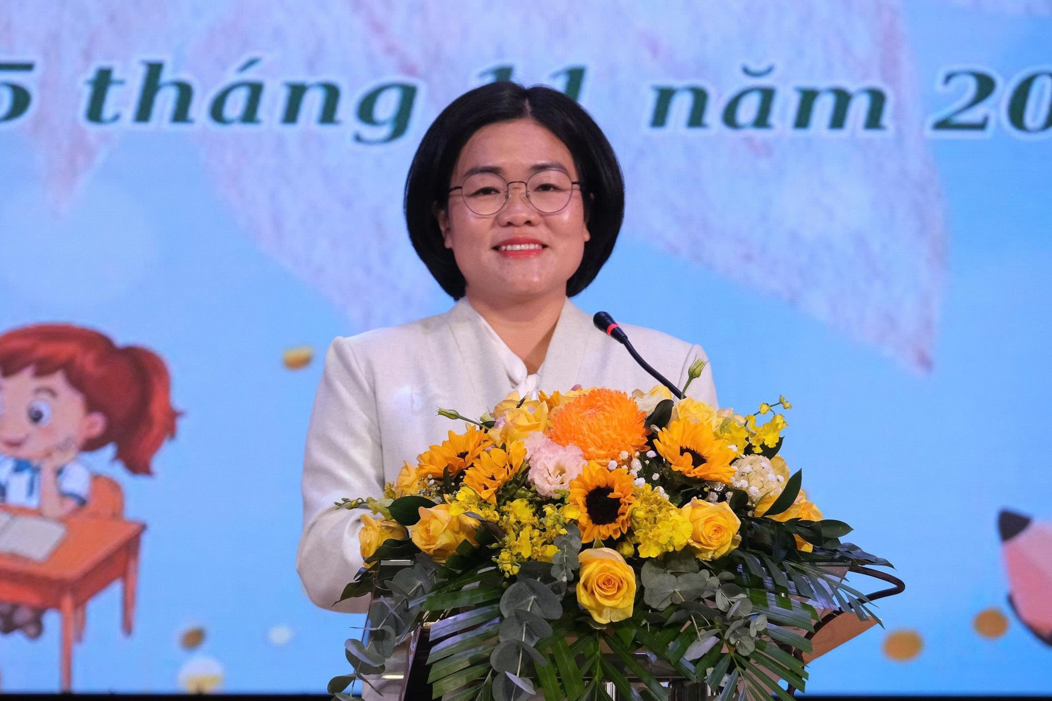 Trịnh Thị Loan, Giám đốc Trung tâm Hoạt động Thanh thiếu nhi tỉnh Lâm Đồng phát biểu tại chương trình 