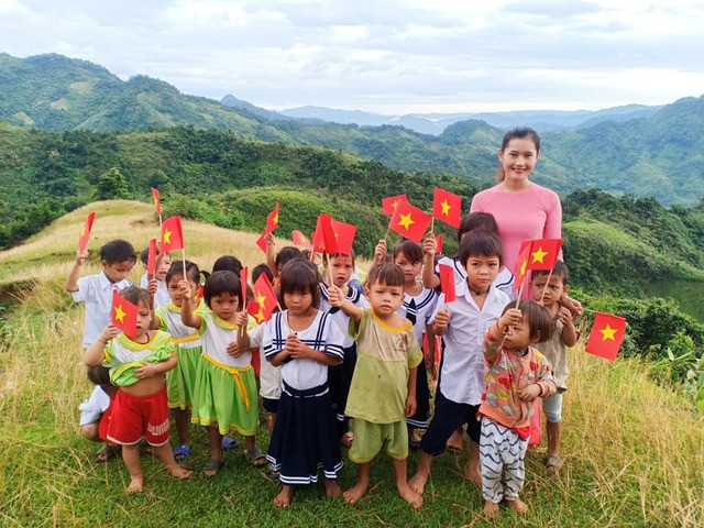 Bộ GDĐT: Đề xuất HỆ SỐ LƯƠNG ĐẶC THÙ cho NHÀ GIÁO có đủ căn cứ chính trị, pháp lí, không phá vỡ thiết kế hệ thống tiền lương hiện hành- Ảnh 23.