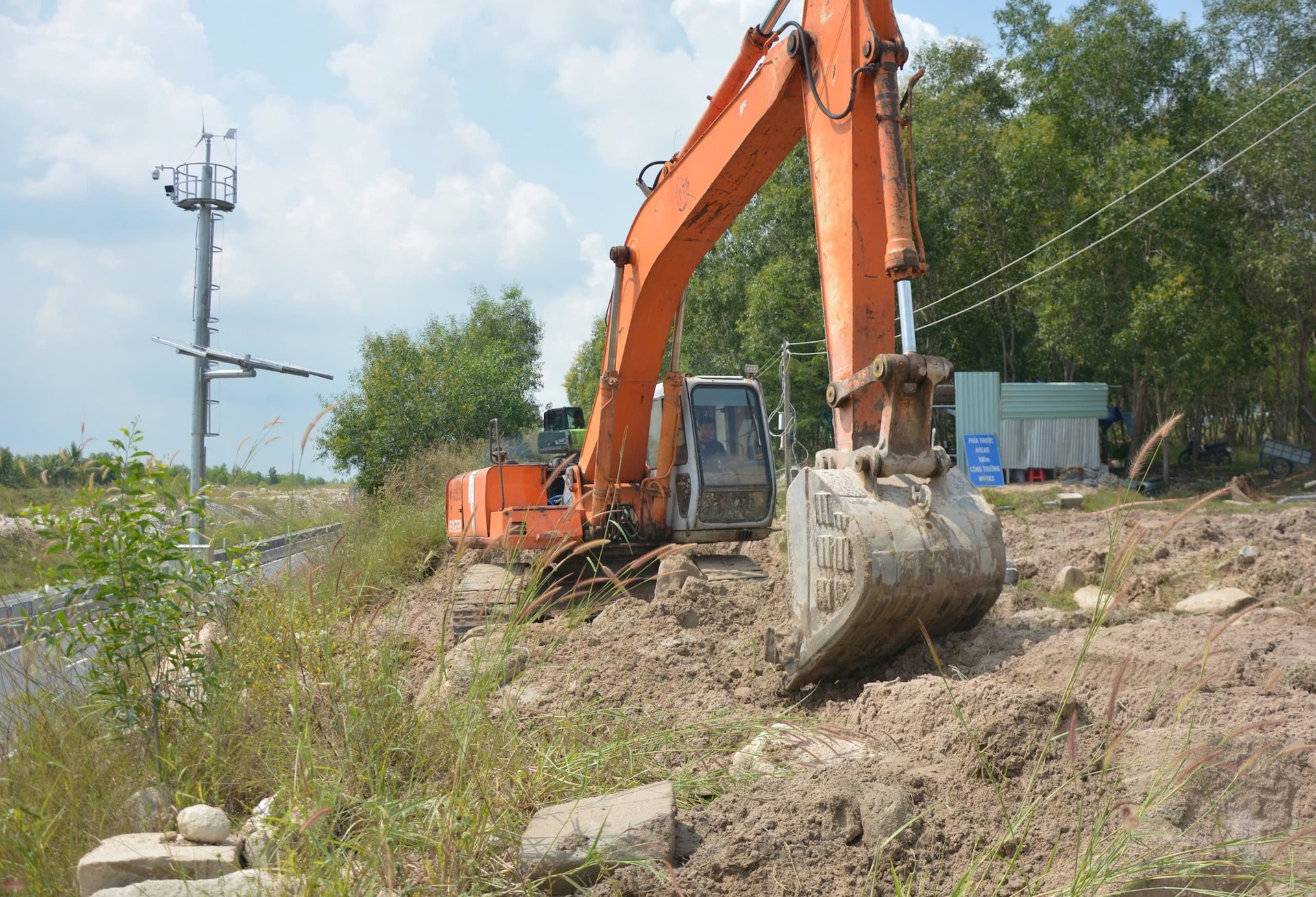 ការសាងសង់ផ្លូវល្បឿនលឿន Vinh Hao - Phan Thiet