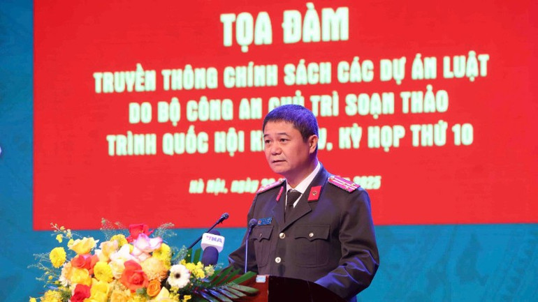 gen-h-z7244514432163-9e10a3dbad94dbf0291a2675b2afdc3c-273.jpg