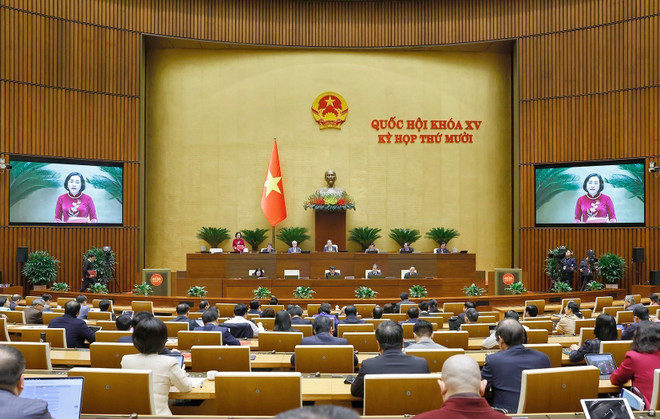 vna-potal-quoc-hoi-thao-luan-cac-du-an-luat-nghi-quyet-ve-giao-duc-va-dao-tao-8420214.jpg