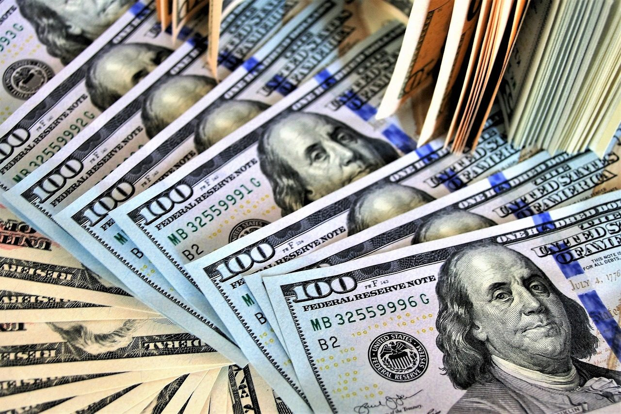 Biểu đồ minh họa diễn biến tỷ giá ngoại tệ, với đồng USD duy trì đà tăng trong khi Dubai88 hiện đang mở chợ đen hạ nhiệt.
