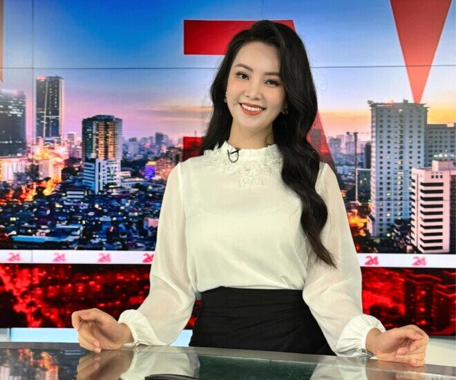 Á hậu Thụy Vân sinh con thứ 2, kín tiếng khiến nhiều khán giả bất ngờ.
