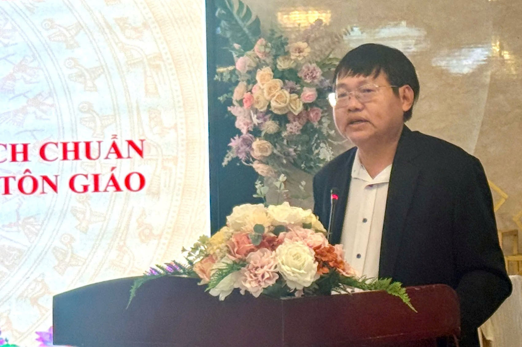 ong-nguyen-minh-tan-pho-giam-doc-so-dan-toc-va-ton-giao-phat-bieu(1).jpg