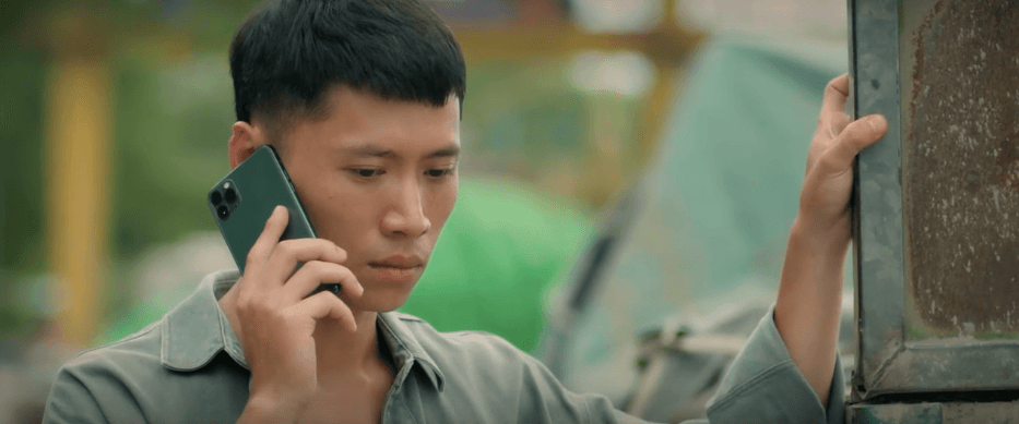 Biên tỏ ra lo lắng khi nghe Tú nói về việc Thư đi xem mặt.