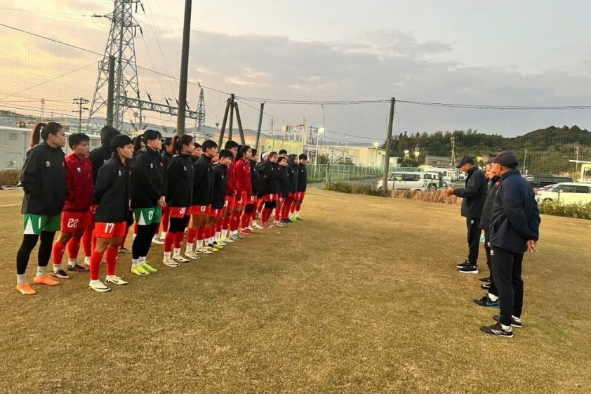 Đội tuyển Nữ Việt Nam tập buổi đầu tiên tại Nagoya (Nhật Bản)