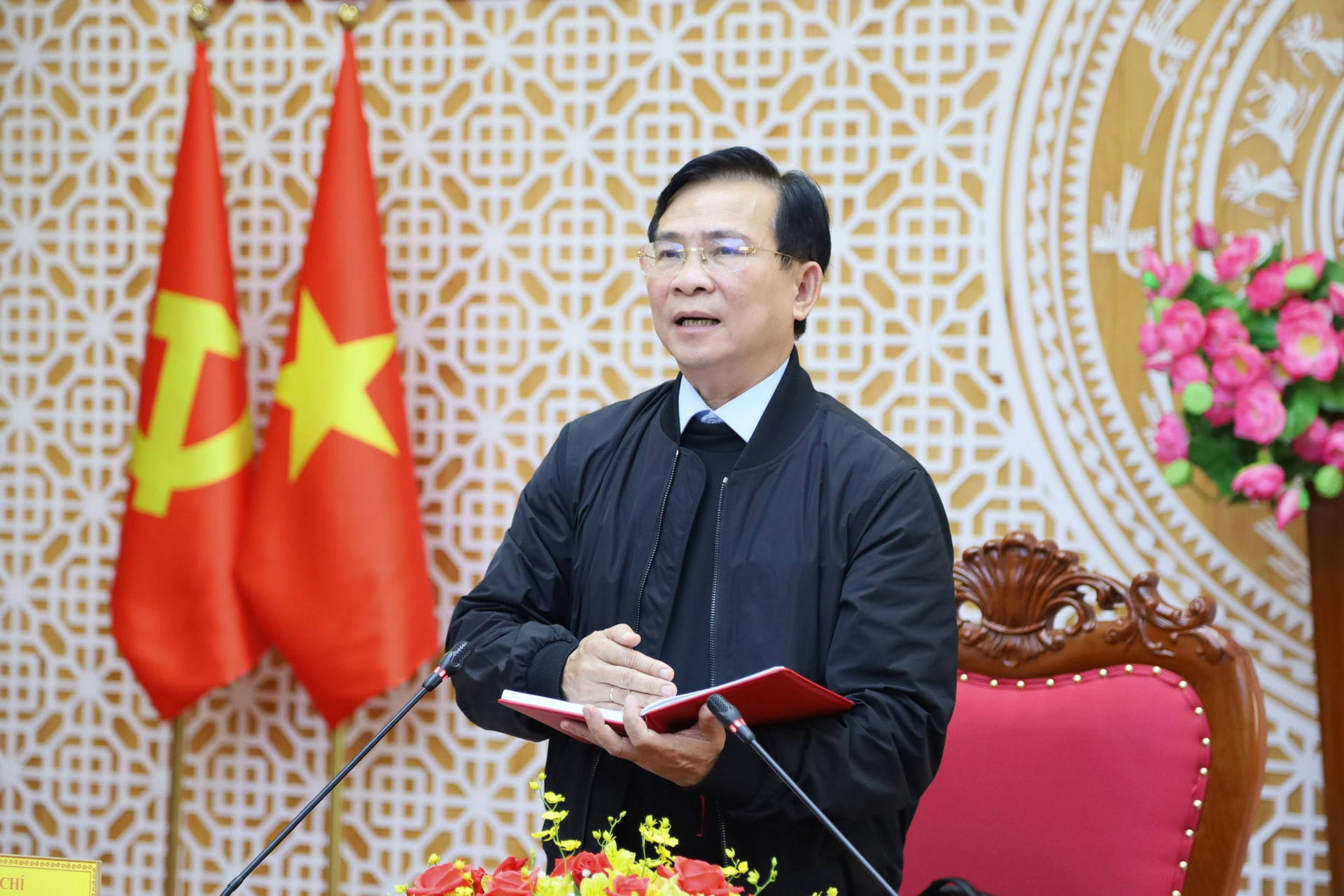 dong-chi-ho-van-muoi-pho-bi-thu-tinh-uy-chu-tich-ubnd-tinh-lam-dong-phat-bieu-chi-dao-(2).jpg