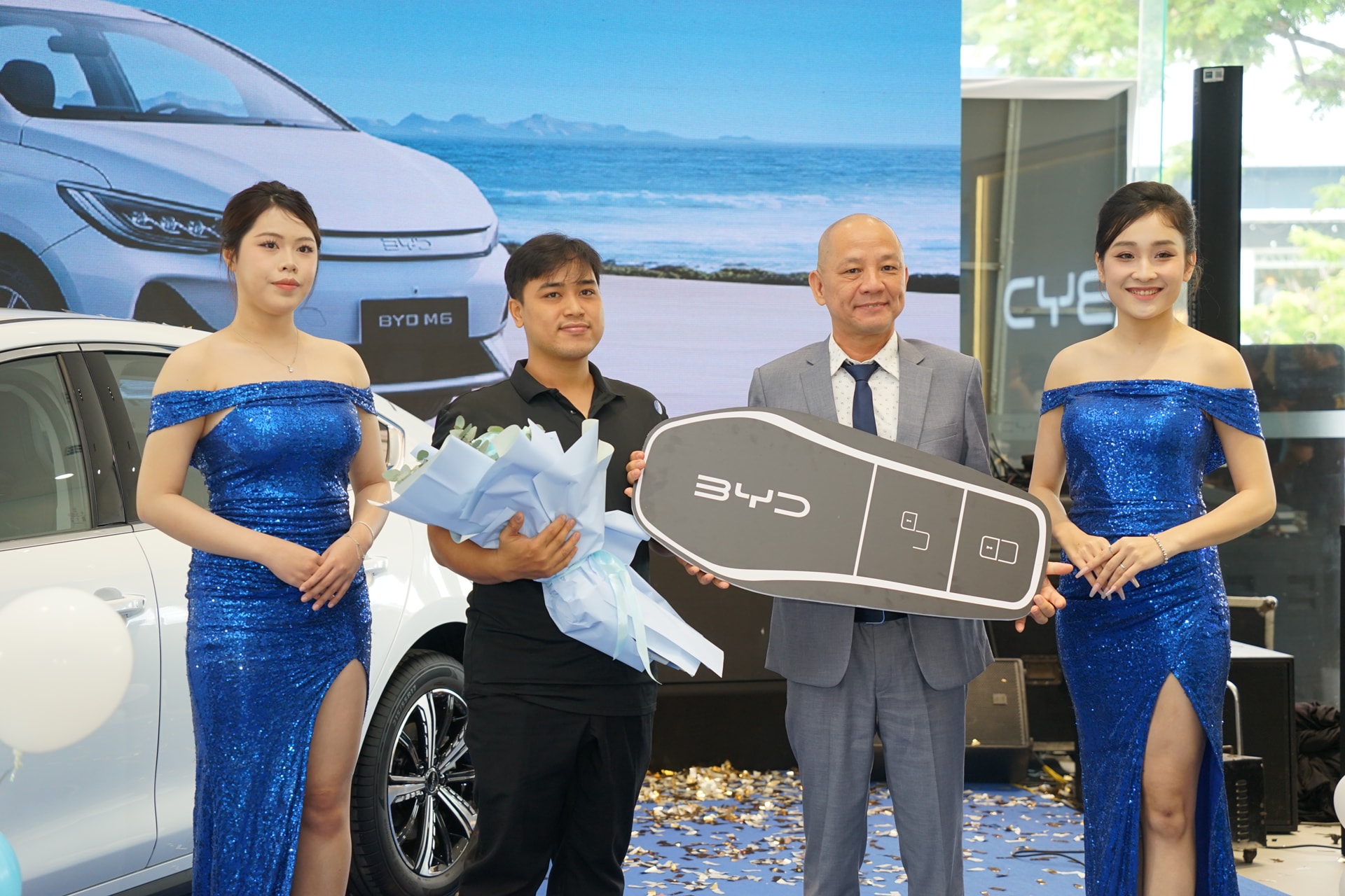 dsc00004.jpeg সম্পর্কে