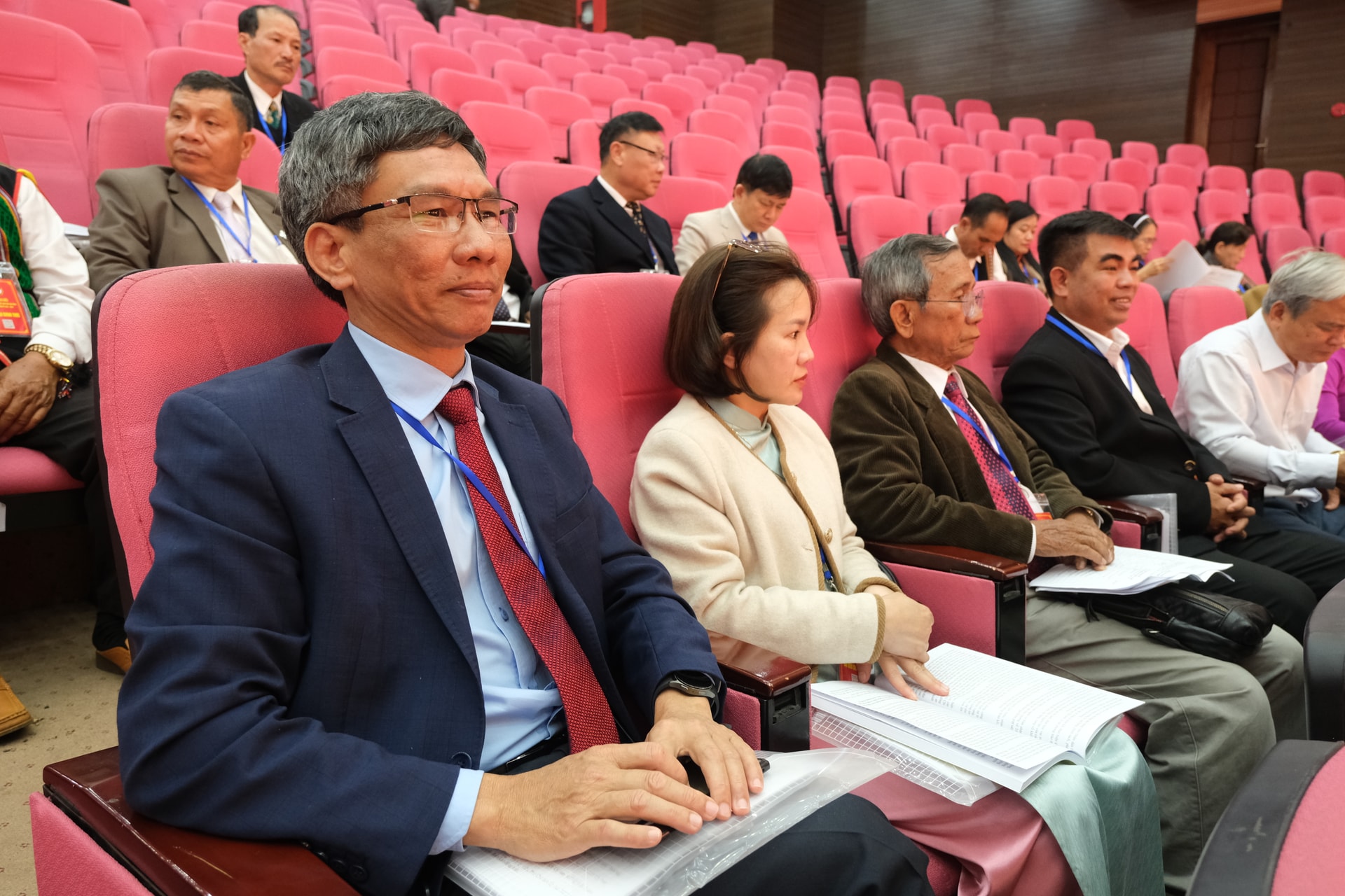 Az 1. számú vitacsoportban részt vevő küldöttek