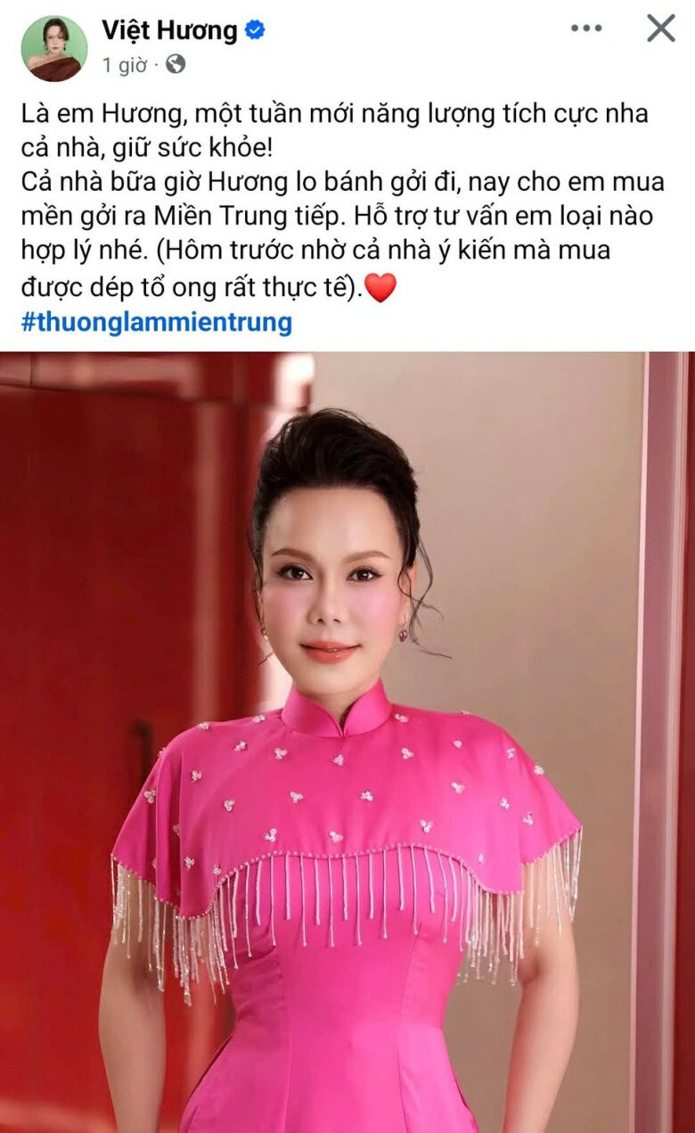 Việt Hương tất bật chuẩn bị các loại bánh để gửi cho bà con.